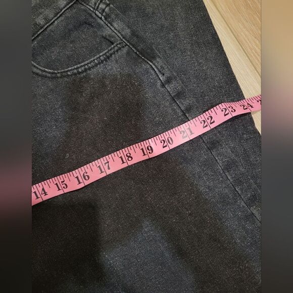 NWT Wide Leg High Rise Ankle Crop Black Jeans - Picture 9 of 12